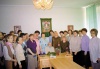 Н.Д.Спирина среди друзей в своём кабинете. 4 мая 2002 г.